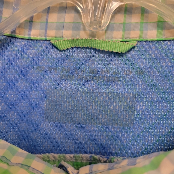 Columbia women's Omni Shade sun protected vented lightweight button down shirt - Picture 13 of 13